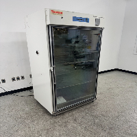 Thermo Forma Reach-In CO2 Incubator, Model 3950 image 0